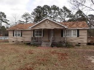 625 Eucalyptus Dr, Dillon, SC 29536