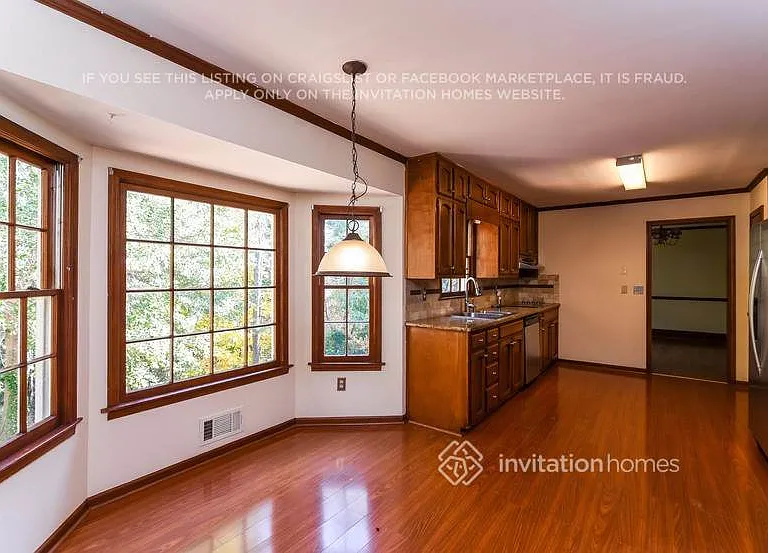 3610 Jasmine Cove Ln — Photo 5