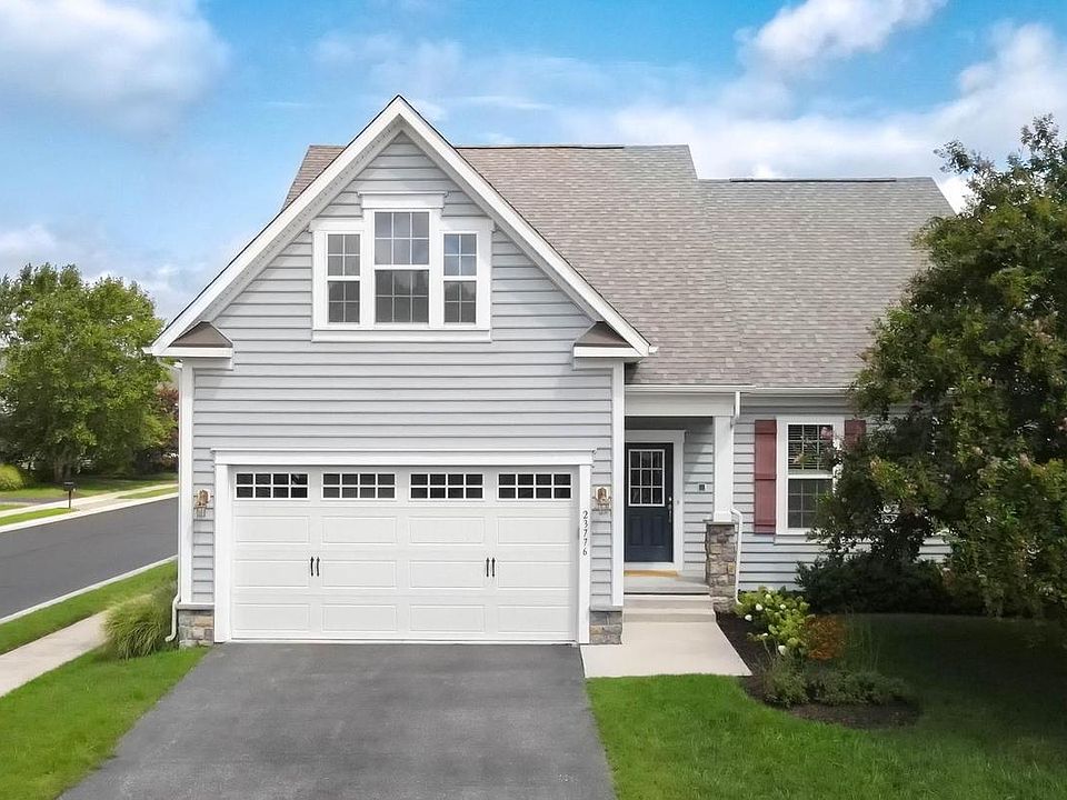 1st image of 23776 Pembroke Ln