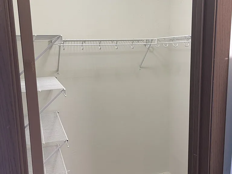 Rosetree Apartments — Photo 14