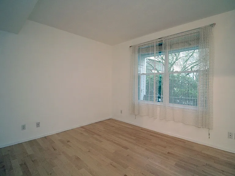 1710 S Harbor Way #205 — Photo 19