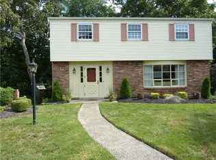 307 Laurel Hill Rd, Allison Park, PA 15101