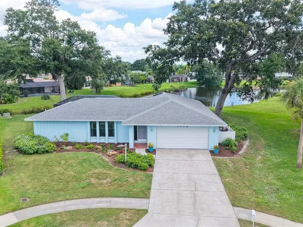 1402 Palmwood Dr, Sarasota, FL 34232
