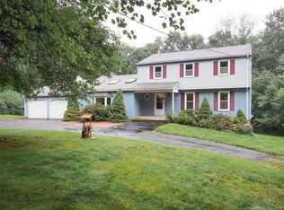 19 Tamarac Swamp Rd, Wallingford, CT 06492