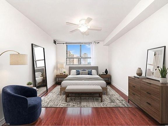 4th image of 10 Stonehill Ct #907