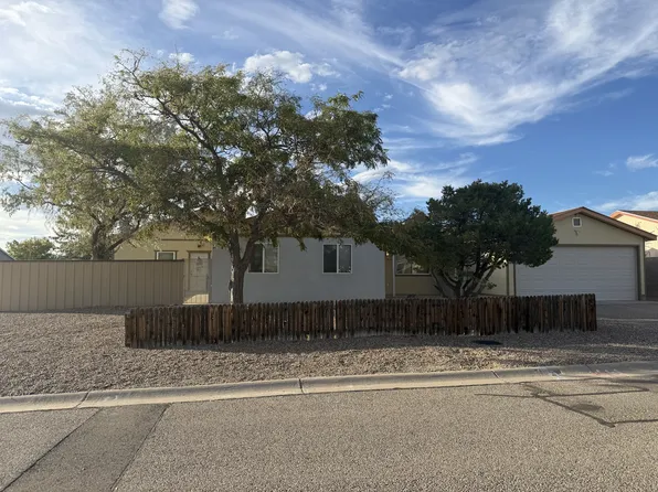 360 Alda Rd SE, Rio Rancho, NM 87124