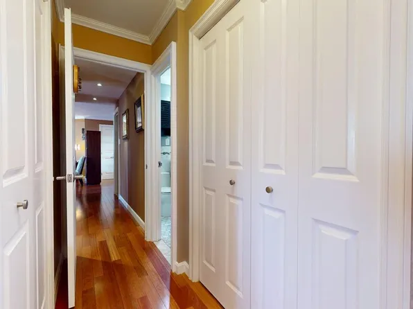 118-17 Union Turnpike image 24 of 49