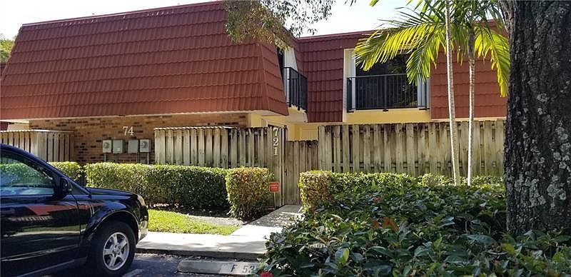 1st image of 721 NW 98th Cir