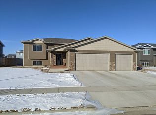 1801 24th Ave SE, Aberdeen, SD 57401
