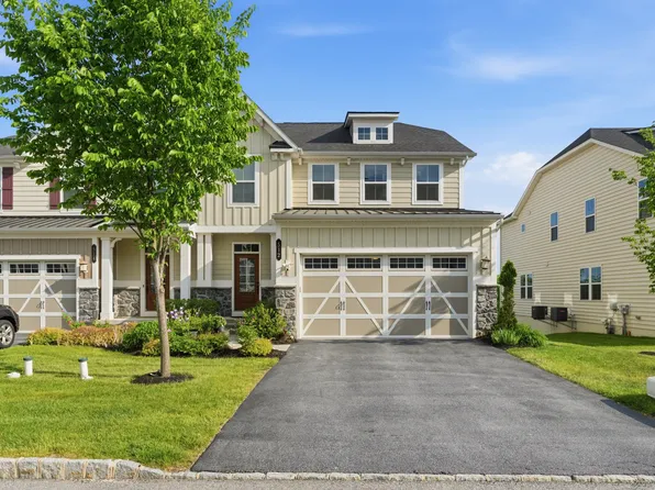 512 Quarry Point Rd, Malvern, PA 19355