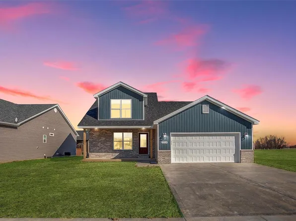 1314 Orchard Lake Cir, Belleville, IL 62221