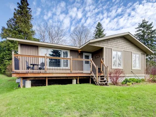 195 N Water St E, North Huron, ON N0G 2W0