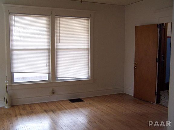 4th image of 501 E Illinois Ave