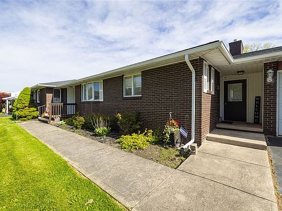 3rd image of 82 Firestone Dr