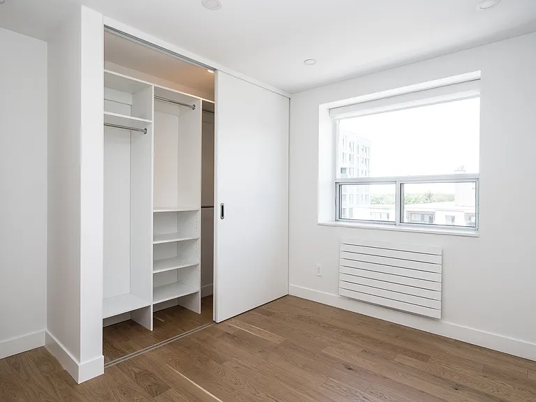 365 Eglinton Ave E #50059A-701 — Photo 6
