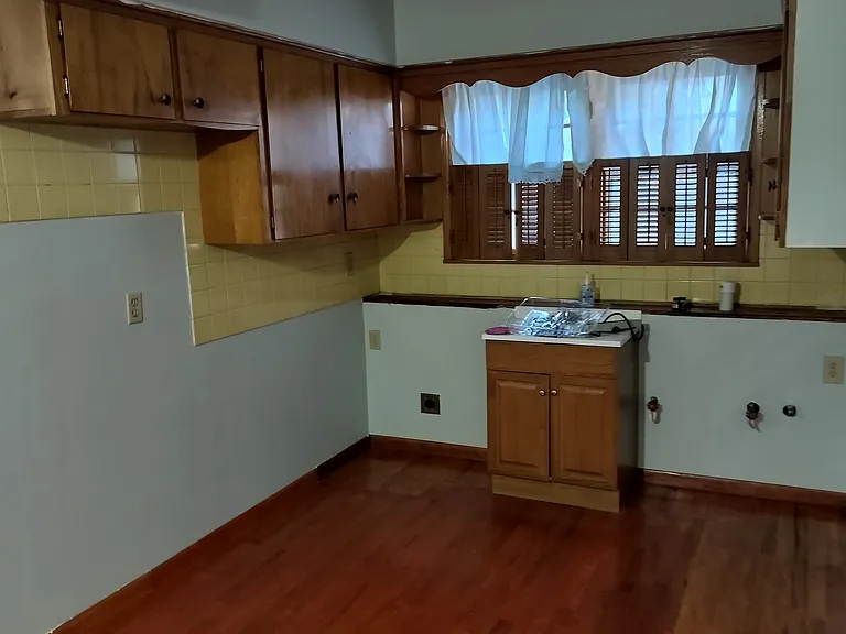 3132 E Stafford St — Photo 16