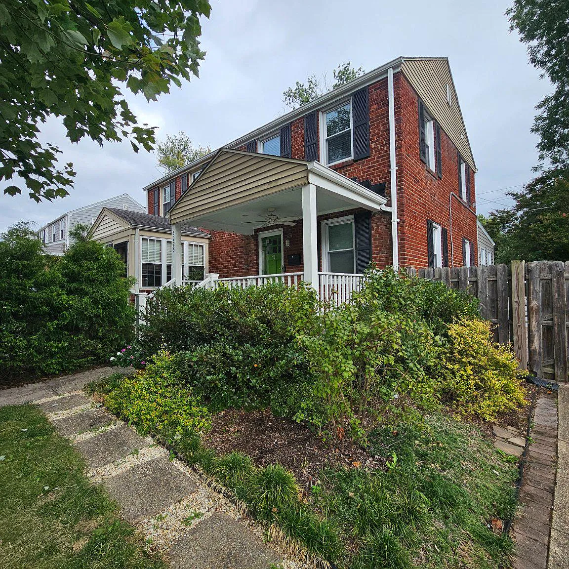 3 bed, 2.0 bath, 1416 sqft, $3,400 — Photo 4