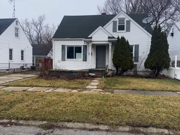 858 Crawford St, Flint, MI 48507