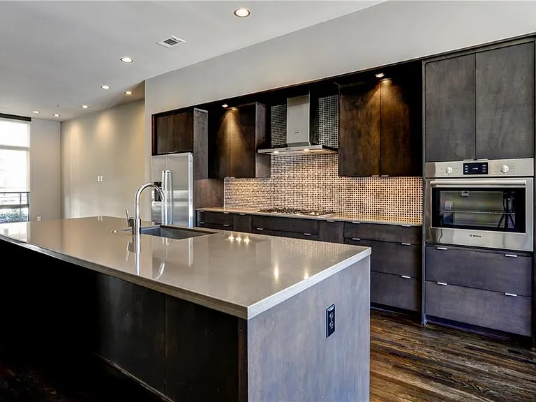 721 Longleaf Dr NE #9 — Photo 5
