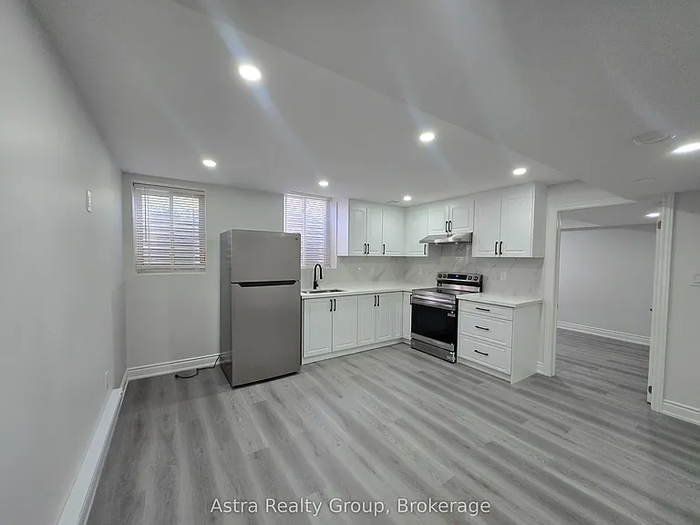 105 Coldwell Bay Cir — Photo 11
