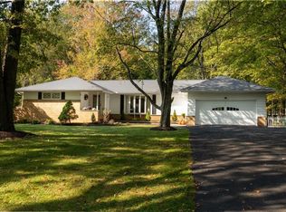 3026 Rockefeller Rd, Willoughby Hills, OH 44092