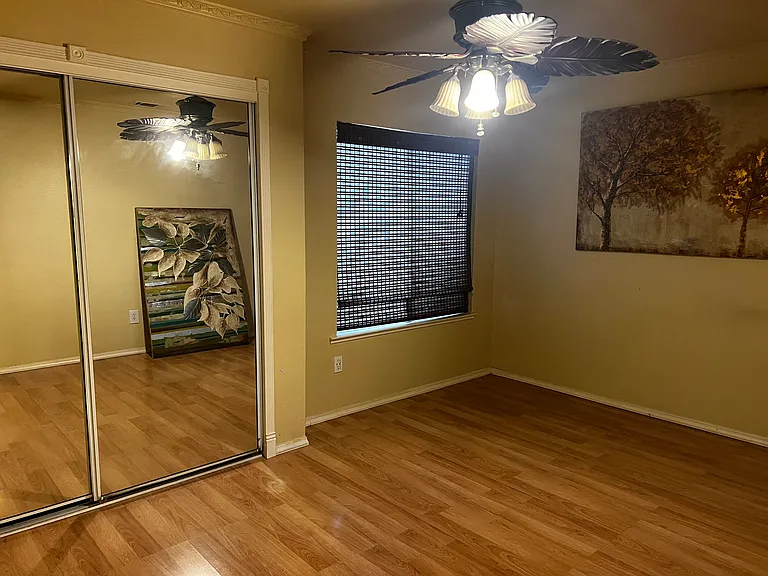 4435 Mallard Creek Cir — Photo 2
