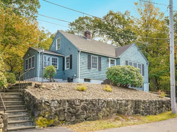 16 Sunnyside Rd, Woburn, MA 01801