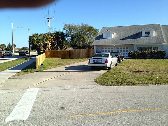 2nd image of 104 E Suwannee Ln
