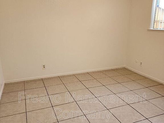 2nd image of 475 N Manila Ave APT 204