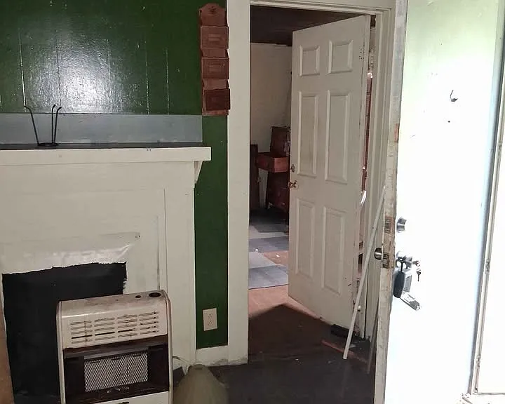 4735 W Main St — Photo 2