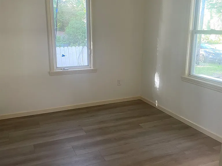 4588 1st Ave — Photo 6