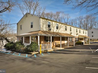 1031 N York Rd, Willow Grove, PA, 19090