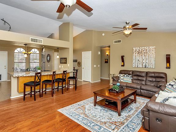 4th image of 4449 W Escuda Dr