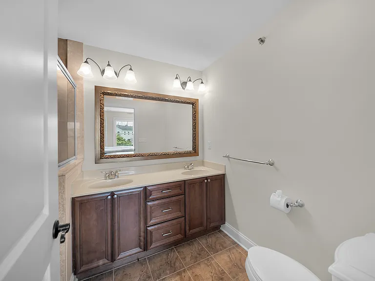 302 Villa Dr — Photo 32