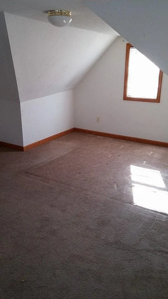 2 bed, 875 sqft, $1,075 — Photo 2