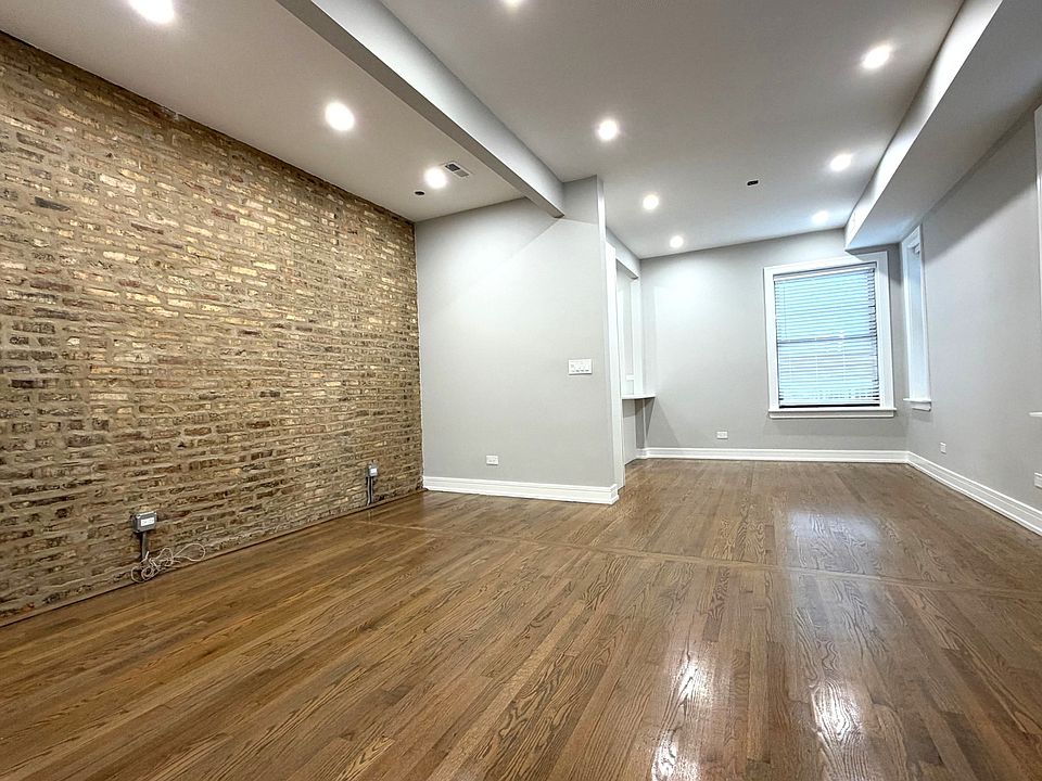 1st image of 935 W Sheridan Rd #1