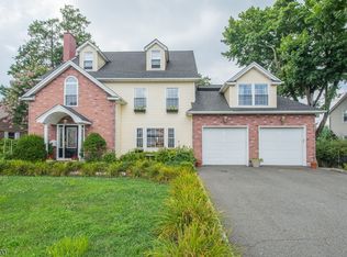 23 Highview Rd, Caldwell, NJ 07006