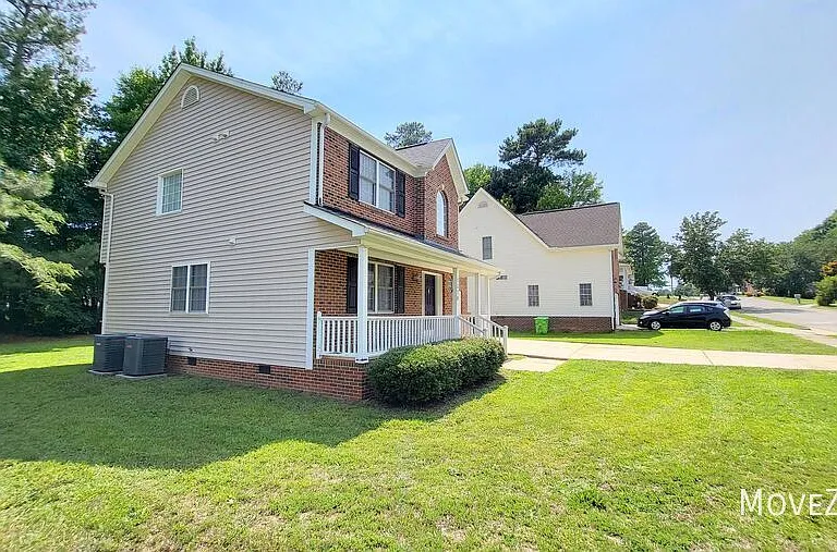 1316 Ujamaa Dr — Photo 13