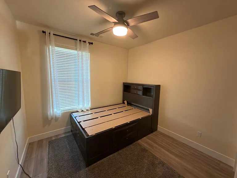2897 E Tamarind Dr — Photo 17