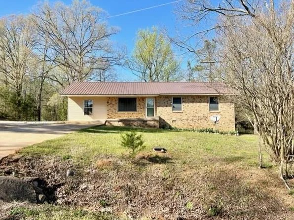 6585 Marshall Dr, Morris Chapel, TN 38361