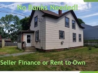 18 Day St #R, Webster, MA 01570