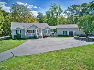 103 Johnny Bee Rd, Dingmans Ferry, PA 18328