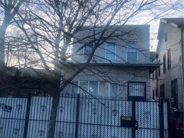 756 Linwood St, Brooklyn, NY 11208