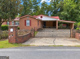 500 Circle Dr, Sandersville, GA 31082