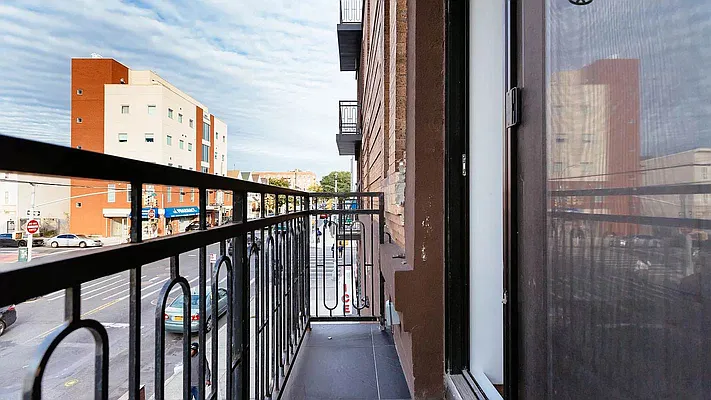 Rented by Lodger Corp | media 9