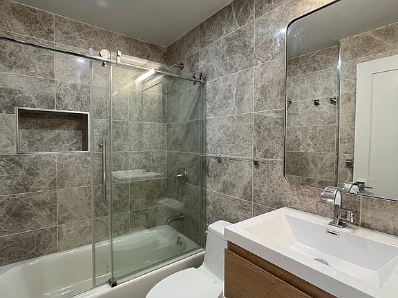 5th image of 643 Saint Marks Ave APT 2