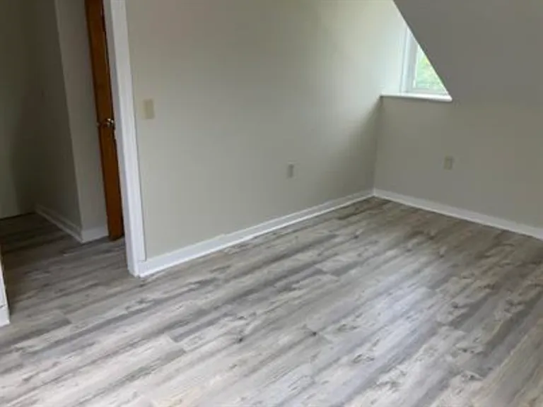 24 Main St #2 — Photo 10