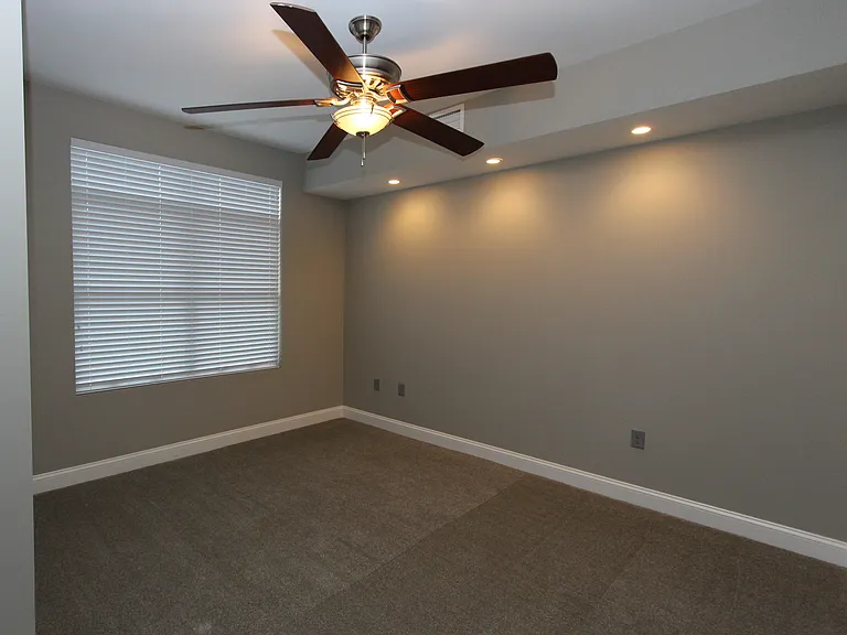 770 Elmwood Ave — Photo 23