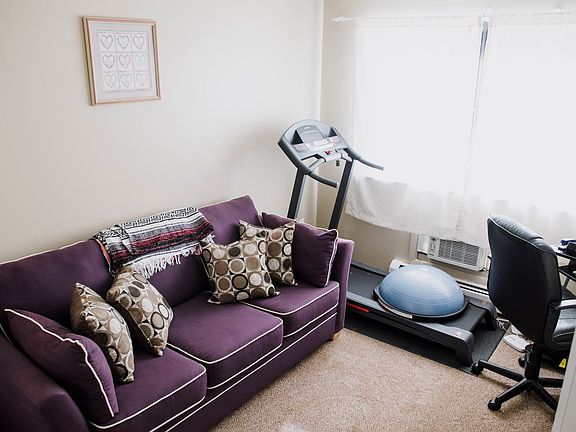 2nd Bedroom