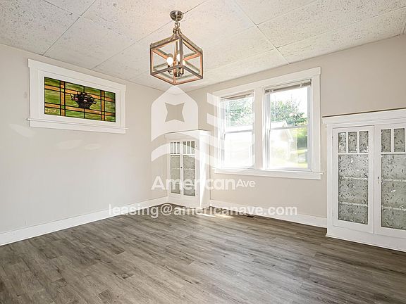 5-Dining Room